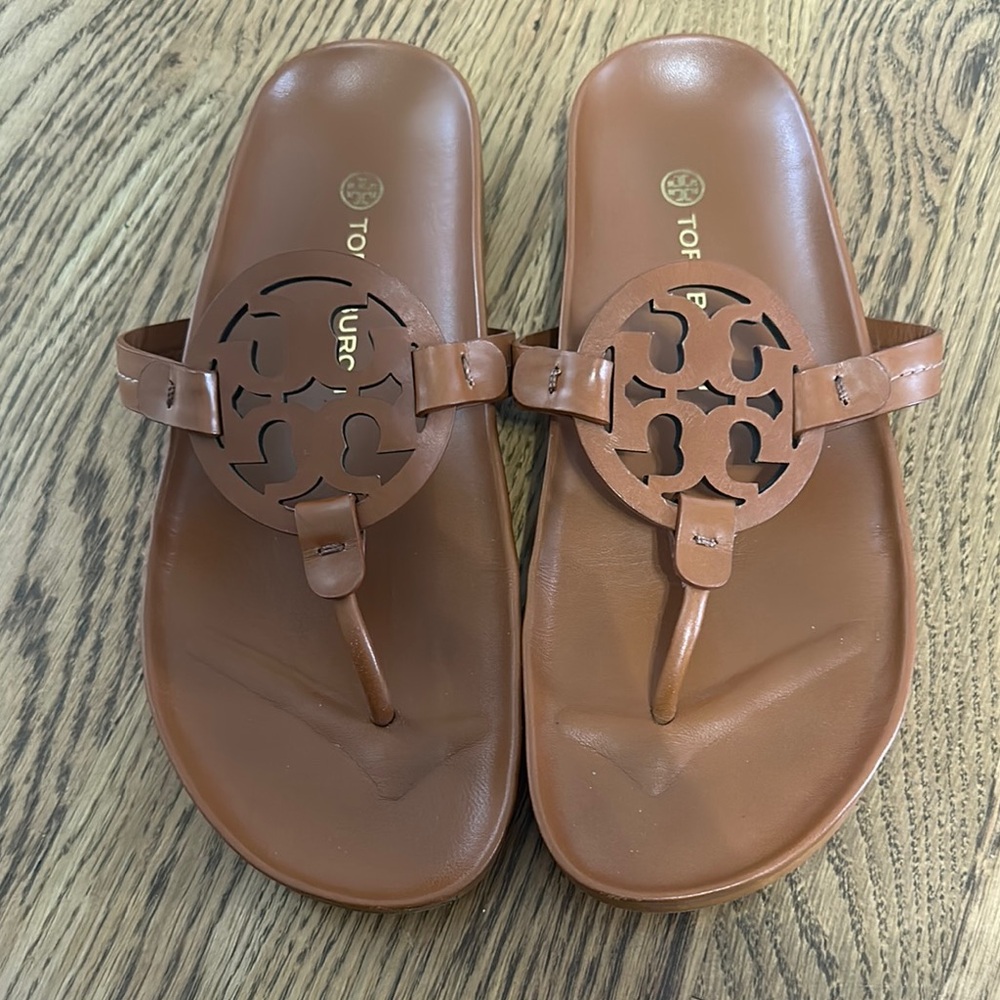 Tory Burch Brown Cloud Miller Leather Sandals with Iconic Logo -worn a few times - Picture 6 of 6
